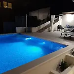 Дом отдыха Mediterranean Jewel *