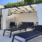 Mediterranean Jewel Дом отдыха *